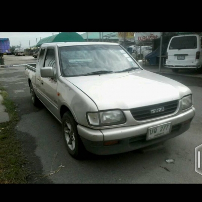 ขาย isuzu slx  2800  เทอโบ สี ทอง ปี97 ขาย 155000