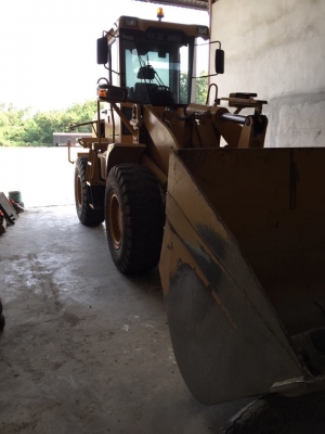 รถตัก XCMG LW330