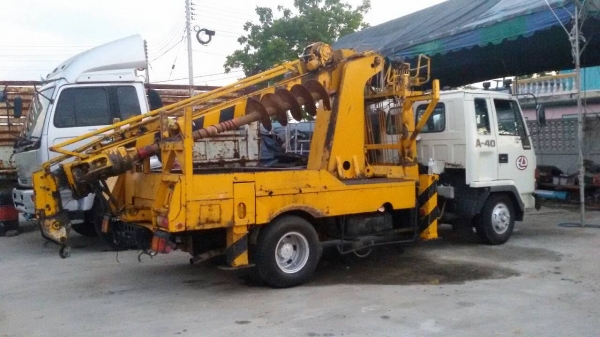 แท่นเครนติดสว่านเจาะ.สภาพสวยมากๆ-พร้อมใช้งาน. แท่นเครนติดสว่านเจาะ.สภาพสวยมากๆ-พร้อมใช้งาน.