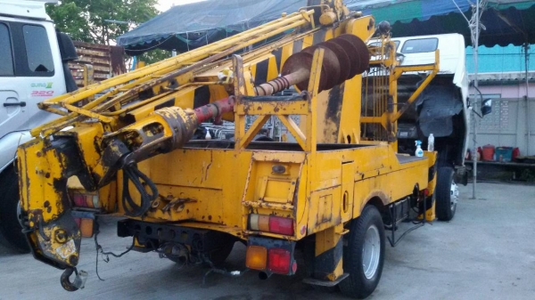 แท่นเครนติดสว่านเจาะ.สภาพสวยมากๆ-พร้อมใช้งาน.