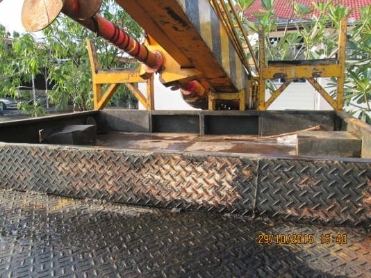 แท่นเครนติดสว่านเจาะ.สภาพสวยมากๆ-พร้อมใช้งาน. แท่นเครนติดสว่านเจาะ.สภาพสวยมากๆ-พร้อมใช้งาน.