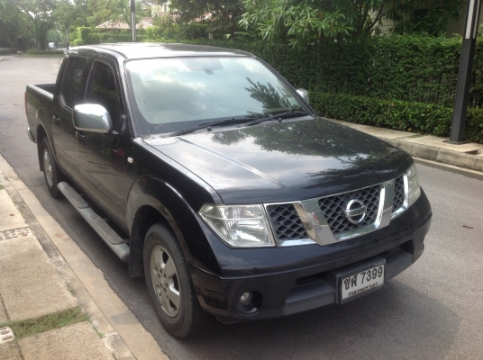 ขายด่วนราคาถูก รถ Nissan navara 2.5 4DR LE. AUTO ปี 2007 สีดำ สภาพดีสีเดิมๆไม่เคยชนราคาถูก
