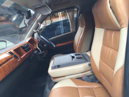 โทร 0922726669 คุณตันหยง ขายรถตู้ ดีเซลล์ ปี 2008 แต่งวีไอพี แอร์บัส ราคา 779,000 บาท