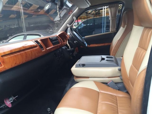 โทร 0922726669 คุณตันหยง ขายรถตู้ ดีเซลล์ ปี 2008 แต่งวีไอพี แอร์บัส ราคา 779,000 บาท