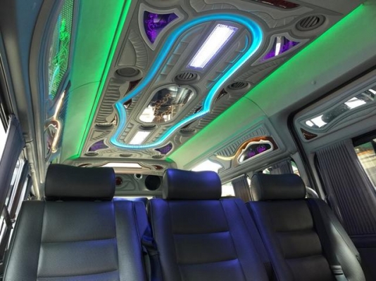 โทร 0922726669 คุณตันหยง ตู้เบสออโต้แวน *** ข่าวดีค่ะ สำหรับท่านที่กำลังมองหารถตู้ใช้งาน และแต่งตกแต่งเพิ่มเติมตามกำลัง /หรือ ตามสเปคแต่งตามการใช้งาน ที่นี่ ตู้เบสเราพร้อมบริการทุกๆเงื่อนใขค่ะ