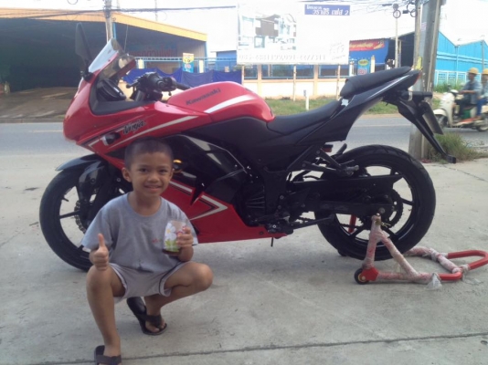 Kawazaki Ninja 250 สีแดง-ดำ ปี 55 สภาพสวย เดิม ๆ