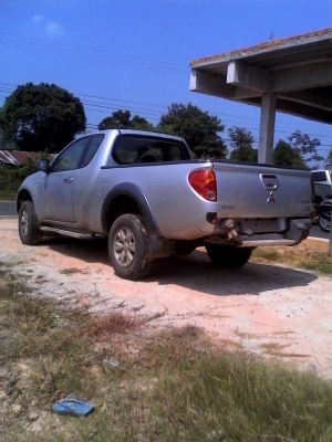 ขายไทรทรัลปี55ขาย320000ขายขาดทุนครับ