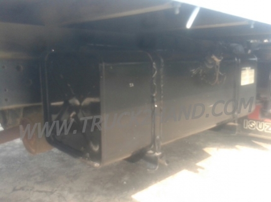 รถบรรทุก 6 ล้อ ISUZU NKR  เครื่อง 110 แรงม้า ปีจดทะเบียน 2538