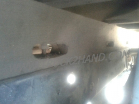 รถบรรทุก 6 ล้อ ISUZU NKR  เครื่อง 110 แรงม้า ปีจดทะเบียน 2538