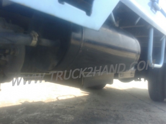 รถบรรทุก 6 ล้อ ISUZU NKR  เครื่อง 110 แรงม้า ปีจดทะเบียน 2538