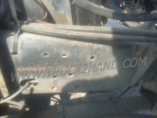 รถบรรทุก 6 ล้อ ISUZU NKR  เครื่อง 110 แรงม้า ปีจดทะเบียน 2538