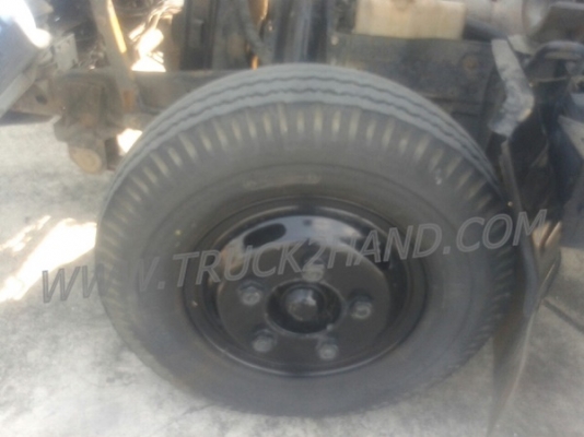 รถบรรทุก 6 ล้อ ISUZU NKR  เครื่อง 110 แรงม้า ปีจดทะเบียน 2538