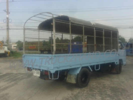 รถบรรทุก 6 ล้อ ISUZU NKR  เครื่อง 110 แรงม้า ปีจดทะเบียน 2538