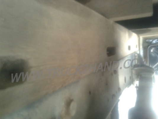 รถบรรทุก 6 ล้อ ISUZU NKR  เครื่อง 110 แรงม้า ปีจดทะเบียน 2538