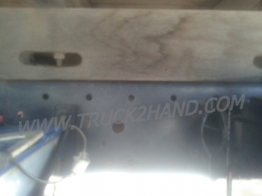 รถบรรทุก 6 ล้อ ISUZU NKR  เครื่อง 110 แรงม้า ปีจดทะเบียน 2538