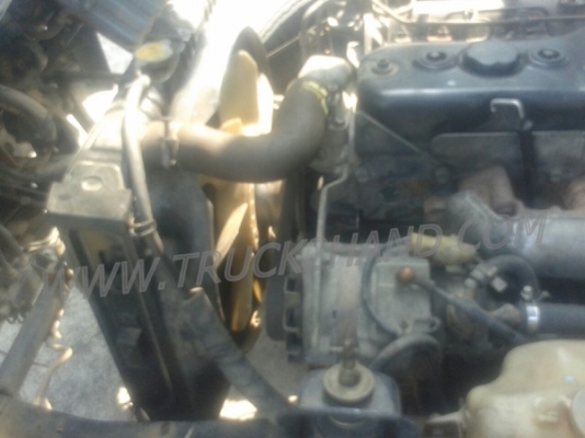 รถบรรทุก 6 ล้อ ISUZU NKR  เครื่อง 110 แรงม้า ปีจดทะเบียน 2538