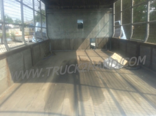 รถบรรทุก 6 ล้อ ISUZU NKR  เครื่อง 110 แรงม้า ปีจดทะเบียน 2538