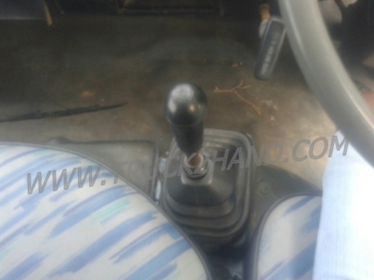 รถบรรทุก 6 ล้อ ISUZU NKR  เครื่อง 110 แรงม้า ปีจดทะเบียน 2538