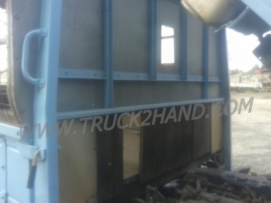 รถบรรทุก 6 ล้อ ISUZU NKR  เครื่อง 110 แรงม้า ปีจดทะเบียน 2538