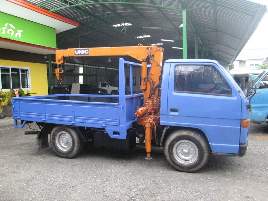 ขาย อีซูซุ 4 ล้อกลาง ติดเครน tadano2 ตัน