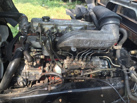 ขายหกล้อFF3H195ครัชชีใหญ่ตลอดเส้นไม่มีบวมหรือแตกราวยาว5.5ม.ทำสีเสร็จแล้วครับ