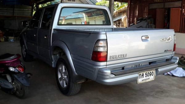 รถดราก้อนอาย เครื่อง3000 ขับเคลื่อน4ล้อ 4ประตู่ จดทะเบียนปี44 ขายตามสภาพ รถดราก้อนอาย เครื่อง3000 ขับเคลื่อน4ล้อ 4ประตู่ จดทะเบียนปี44 ขายตามสภาพ