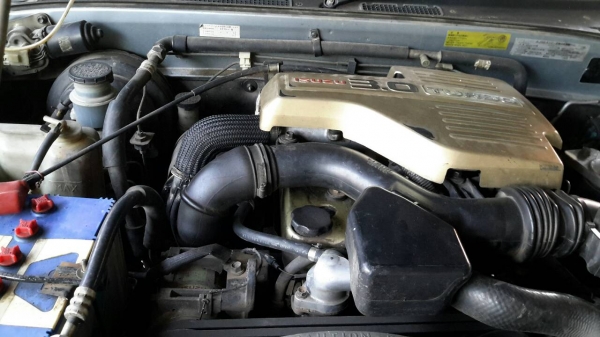 รถดราก้อนอาย เครื่อง3000 ขับเคลื่อน4ล้อ 4ประตู่ จดทะเบียนปี44 ขายตามสภาพ รถดราก้อนอาย เครื่อง3000 ขับเคลื่อน4ล้อ 4ประตู่ จดทะเบียนปี44 ขายตามสภาพ