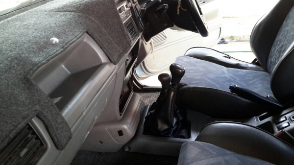 รถดราก้อนอาย เครื่อง3000 ขับเคลื่อน4ล้อ 4ประตู่ จดทะเบียนปี44 ขายตามสภาพ รถดราก้อนอาย เครื่อง3000 ขับเคลื่อน4ล้อ 4ประตู่ จดทะเบียนปี44 ขายตามสภาพ