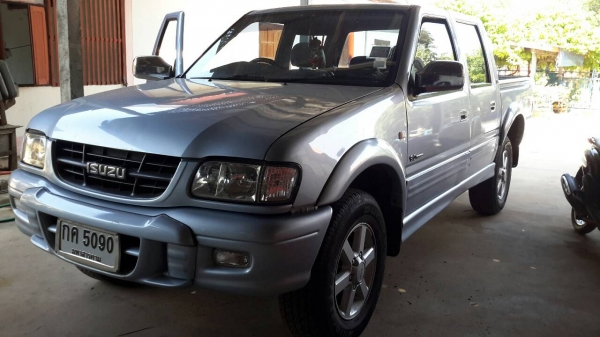 รถดราก้อนอาย เครื่อง3000 ขับเคลื่อน4ล้อ 4ประตู่ จดทะเบียนปี44 ขายตามสภาพ รถดราก้อนอาย เครื่อง3000 ขับเคลื่อน4ล้อ 4ประตู่ จดทะเบียนปี44 ขายตามสภาพ