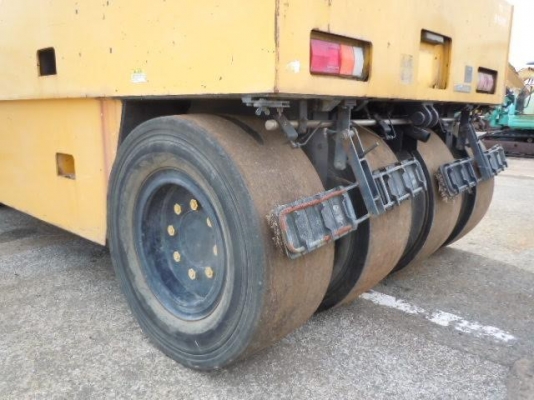 ขายรถบดล้อยาง SAKAI T2 ขายรถบดล้อยาง SAKAI T2