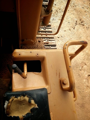 ขายรถตักตีนตะขาบ