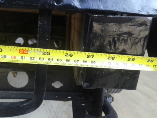 ขายกระบะคาร์โก้ พื้นไม้เดิมทีติดอยู่กับรถเฮี๊ยบ ( แต่ตอนนี้ขายเฮ๊๊ยบแล้ว )