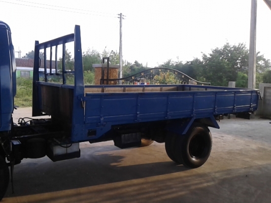 ขายกระบะคาร์โก้ พื้นไม้เดิมทีติดอยู่กับรถเฮี๊ยบ ( แต่ตอนนี้ขายเฮ๊๊ยบแล้ว )