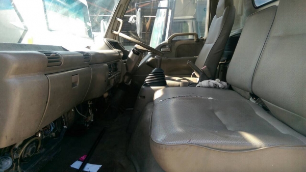 ขายรถหกล้อกระเช้า 25 เมตร ISUZU NRR เครื่อง 195 แรงม้า