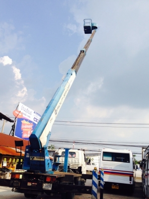ขายรถหกล้อกระเช้า 25 เมตร ISUZU NRR เครื่อง 195 แรงม้า