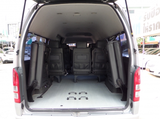 TOYOTA COMMUTER 2.5 D4D ปี 2012