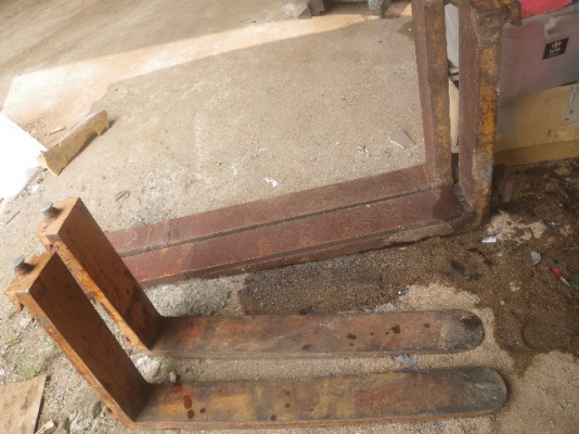 งาฟอร์คลิฟท์ งาฟอร์คลิฟท์