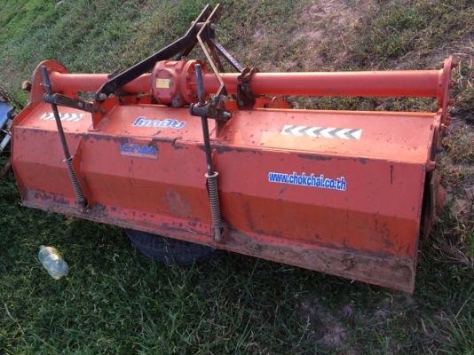 ขายรถไถ KUBOTA L4708 ปี55 ใช้งานน้อย อุปกรณ์ครบ ดันหน้า ผานหลัง โรตารี่ สภาพพร้อมใช้งาน เอกสารเล่มทะเบียนพร้อมโอน สนใจโทร 090-8588220คุณนะ 093-3258446คุณบิว หรือเข้าดูสินค้าอื่นๆได้ที่ www.truck.in.th/498 หรือเพจFacebook ณรงค์ ซื้อขายรถมือสอง (เว็บไซต์ส่ว