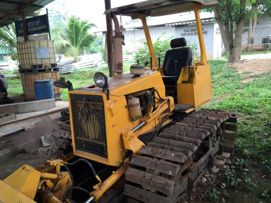 ขายแทร็กเตอร์ตีนตะขาบ D20 พร้อมใช้ ใบมีดสไลด์ได้