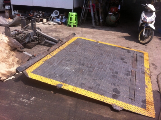 ต้องการขายลิฟท้ายสนใจติดต่อด่วนสภาพพร้อมใช้เหลือ2ตัวราคาเบาๆ ต้องการขายลิฟท้ายสนใจติดต่อด่วนสภาพพร้อมใช้เหลือ2ตัวราคาเบาๆ