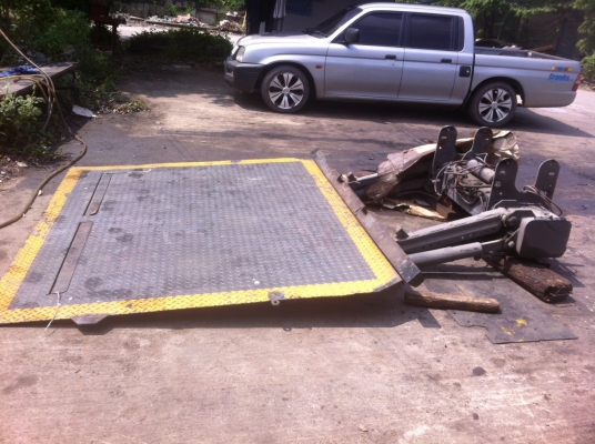 ต้องการขายลิฟท้ายสนใจติดต่อด่วนสภาพพร้อมใช้เหลือ2ตัวราคาเบาๆ ต้องการขายลิฟท้ายสนใจติดต่อด่วนสภาพพร้อมใช้เหลือ2ตัวราคาเบาๆ