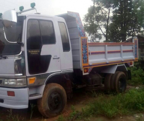 หกล้อ ฮีโน่ FD195ดั้ม แอร์ เพาเวอร์ ทิฟฟี สภาพดีสวยพร้อมใช้ ทะเบียนพร้อมโอน ราคา 680,000บ ต่อรองได้