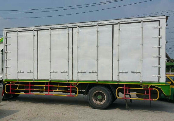 หกล้อ อีซูซุ FTR195 ปี03 ตู้สิบบาน ช่วงยาว 7.20ม สภาพดีพร้อมใช้งาน ทะเบียนพร้อมโอน