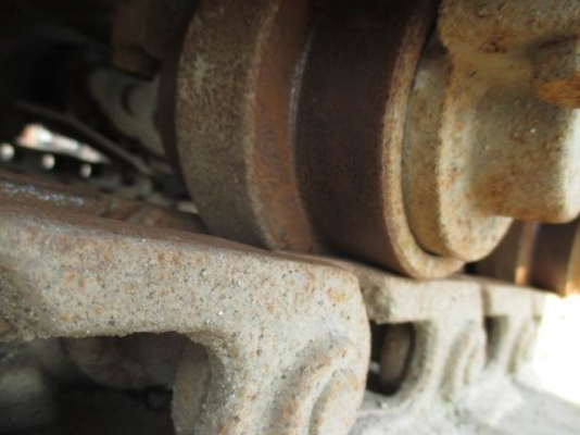 ขายรถเก่านอกแท้ 100\%KUBOTA รุ่น : KH-033 (พร้อมหัวเจาะ) ขายรถเก่านอกแท้ 100\%KUBOTA รุ่น : KH-033 (พร้อมหัวเจาะ)