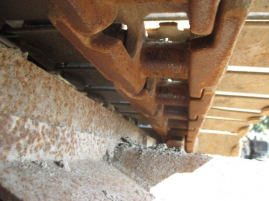 ขายรถเก่านอกแท้ 100\%KUBOTA รุ่น : KH-033 (พร้อมหัวเจาะ) ขายรถเก่านอกแท้ 100\%KUBOTA รุ่น : KH-033 (พร้อมหัวเจาะ)