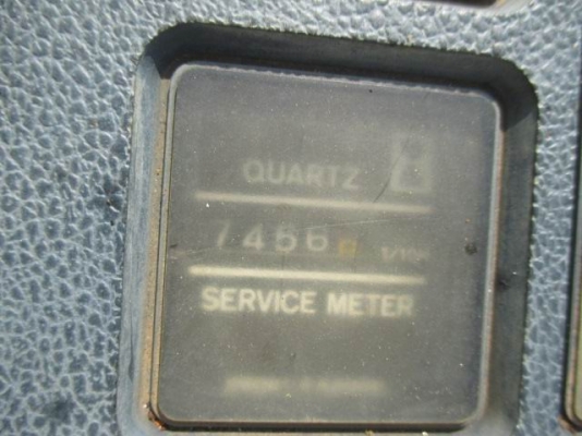 ขายรถเก่านอกแท้ 100\% KOMATSU รุ่น : PC30-6 มีเอกสารอินวอย