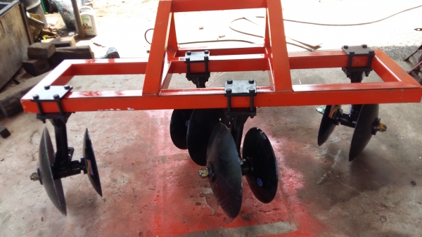 ขายผานยกร่องแบบ2ร่อง พร้อมรับสั่งทำตามออเดอร์ครับ