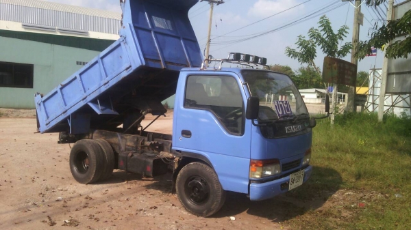 ขายด่วยนถ6ล้อดั้มกระปองเครือง88กะบะยาว2.8เมตรหัวกาตูน