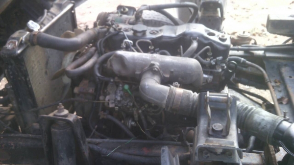 ขายด่วยนถ6ล้อดั้มกระปองเครือง88กะบะยาว2.8เมตรหัวกาตูน