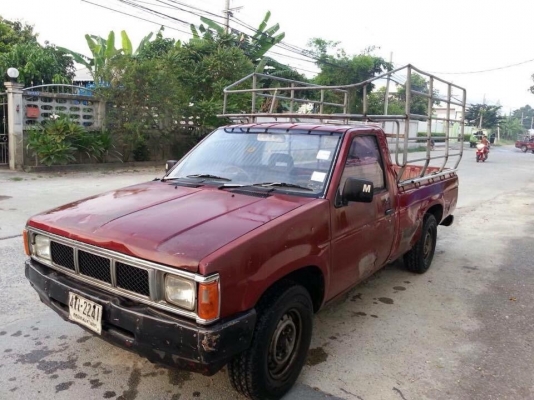 ขาย รถกระบะ nissan เครื่อง z-16 เบนซิน 1600cc